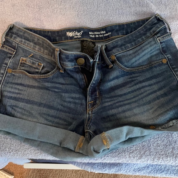 Denim Shorts - Picture 1 of 3
